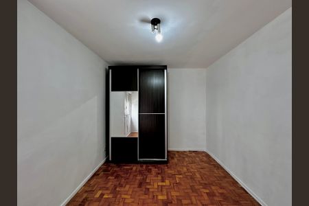 Apartamento à venda com 76m², 3 quartos e 1 vagaQuarto 2