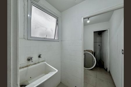 Apartamento à venda com 76m², 3 quartos e 1 vagaÁrea de Serviço