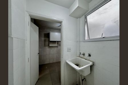 Apartamento à venda com 76m², 3 quartos e 1 vagaÁrea de Serviço