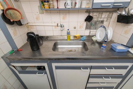 Casa à venda com 280m², 2 quartos e 5 vagas Casa à venda com 280m², 2 quartos e 5 vagasCozinha