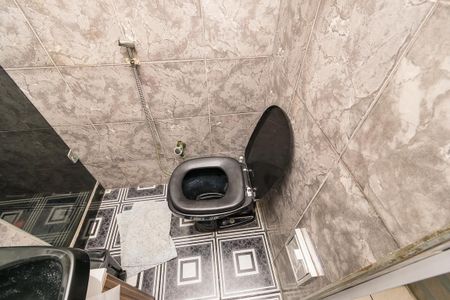 Casa à venda com 280m², 2 quartos e 5 vagas Casa à venda com 280m², 2 quartos e 5 vagasBanheiro