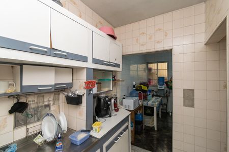 Casa à venda com 280m², 2 quartos e 5 vagas Casa à venda com 280m², 2 quartos e 5 vagasCozinha