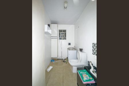 Lavabo de casa para alugar com 2 quartos, 70m² em Jardim Roberto, Osasco