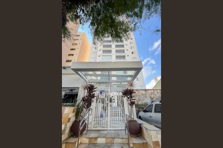 Apartamento à venda com 108m², 3 quartos e 2 vagasFachada + plaquinha