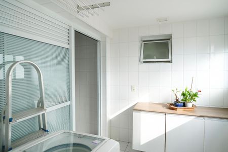 Apartamento à venda com 108m², 3 quartos e 2 vagasÁrea de serviço