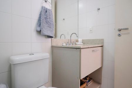 Apartamento à venda com 108m², 3 quartos e 2 vagasBanheiro da suíte 3