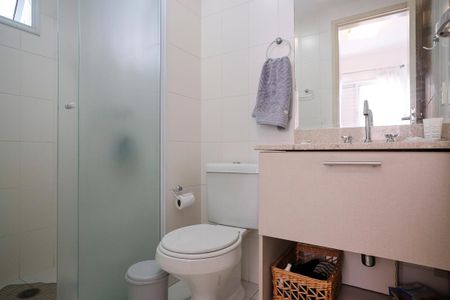 Apartamento à venda com 108m², 3 quartos e 2 vagasBanheiro da suíte 3