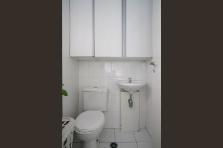 Apartamento à venda com 108m², 3 quartos e 2 vagasBanheiro de Serviço