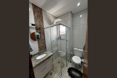 Apartamento à venda com 56m², 2 quartos e 1 vaga Apartamento à venda com 56m², 2 quartos e 1 vagaBanheiro