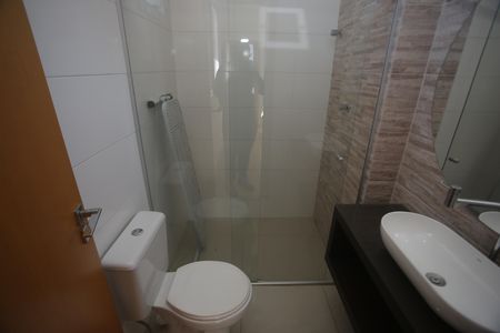 Apartamento à venda com 207m², 5 quartos e 4 vagasBanheiro da Suíte 2