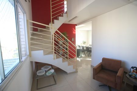 Apartamento à venda com 207m², 5 quartos e 4 vagasSala