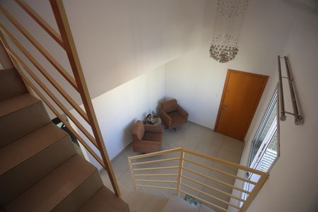 Apartamento à venda com 207m², 5 quartos e 4 vagasEscada