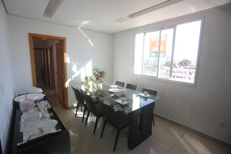 Apartamento à venda com 207m², 5 quartos e 4 vagasSala de Jantar