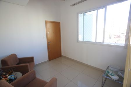 Apartamento à venda com 207m², 5 quartos e 4 vagasSala