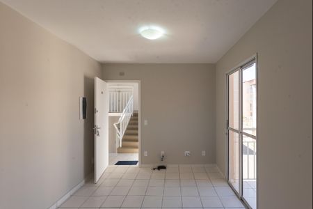 Apartamento para alugar com 45m², 2 quartos e sem vagaSala