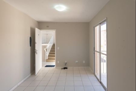 Sala de apartamento para alugar com 2 quartos, 45m² em Jardim Tamoio, Campinas