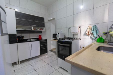 Casa à venda com 135m², 4 quartos e 2 vagas Casa à venda com 135m², 4 quartos e 2 vagasCasa 1: Cozinha