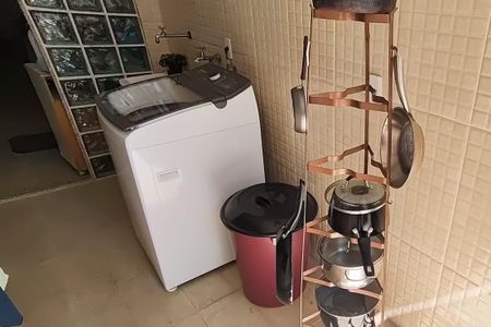 Casa de condomínio à venda com 162m², 3 quartos e 2 vagasÁrea de Serviço