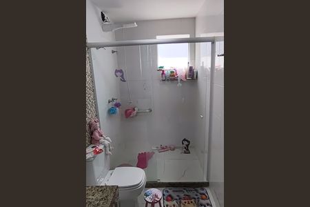 Casa de condomínio à venda com 162m², 3 quartos e 2 vagasBanheiro 1