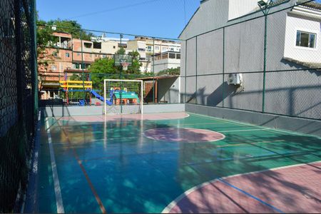 Casa de condomínio à venda com 162m², 3 quartos e 2 vagasQuadra Poliesportiva