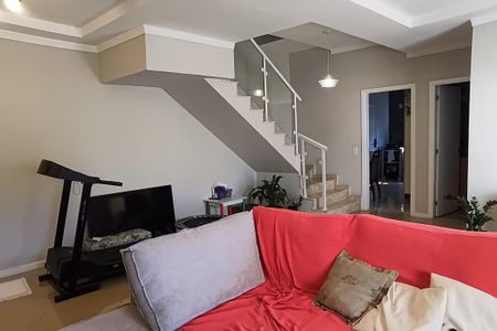 Casa de condomínio à venda com 162m², 3 quartos e 2 vagasSala