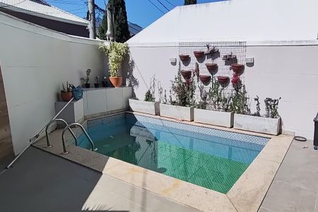 Casa de condomínio à venda com 162m², 3 quartos e 2 vagasÁrea Gourmet