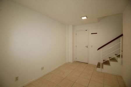 Apartamento à venda com 100m², 2 quartos e 1 vagaSala