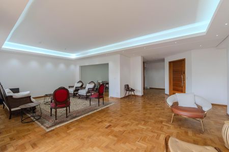 Apartamento para alugar com 266m², 3 quartos e 1 vagaSala
