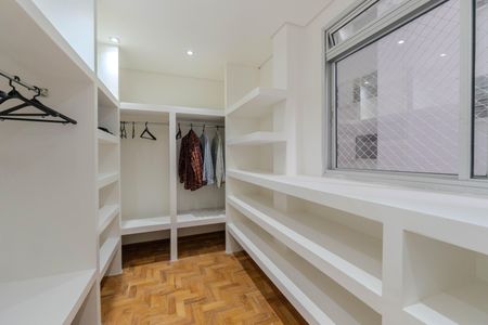 Apartamento para alugar com 266m², 3 quartos e 1 vagaCloset da suíte 3