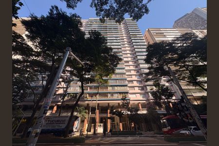 Apartamento para alugar com 266m², 3 quartos e 1 vagaFachada