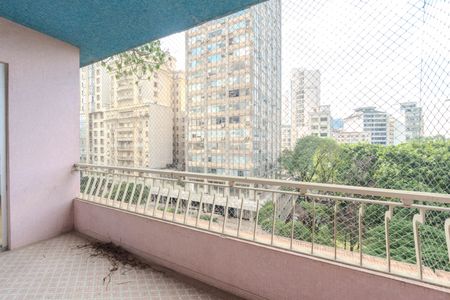 Apartamento para alugar com 266m², 3 quartos e 1 vagaSacada