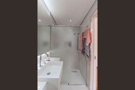 Apartamento para alugar com 266m², 3 quartos e 1 vagaBanheiro da Suíte 2