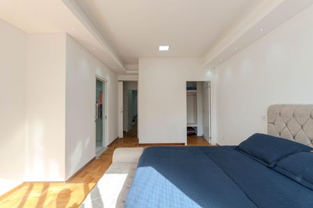 Apartamento para alugar com 266m², 3 quartos e 1 vagaSuíte 2