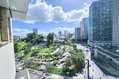 Vista  de apartamento à venda com 1 quarto, 50m² em Centro, Rio de Janeiro
