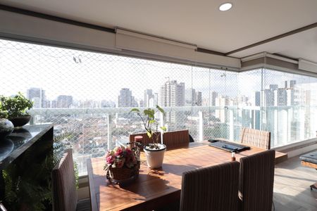 Sacada de apartamento à venda com 3 quartos, 126m² em Tatuapé, São Paulo