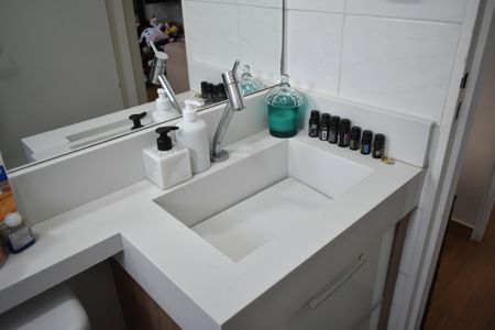 Apartamento à venda com 50m², 2 quartos e 1 vagaBanheiro Social