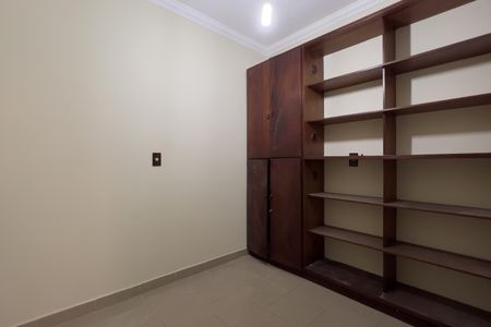 Casa à venda com 280m², 3 quartos e 2 vagasQuarto de Serviço