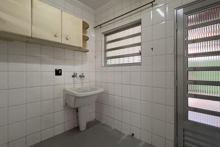 Casa à venda com 280m², 3 quartos e 2 vagasÁrea de Serviço