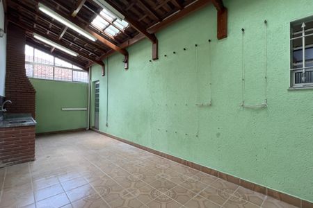 Casa à venda com 280m², 3 quartos e 2 vagasÁrea Externa