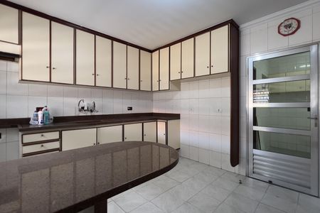 Casa à venda com 280m², 3 quartos e 2 vagasCozinha