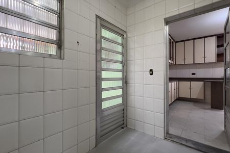 Casa à venda com 280m², 3 quartos e 2 vagasÁrea de Serviço