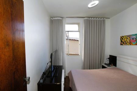 Apartamento à venda com 115m², 3 quartos e 1 vagaQuarto 1