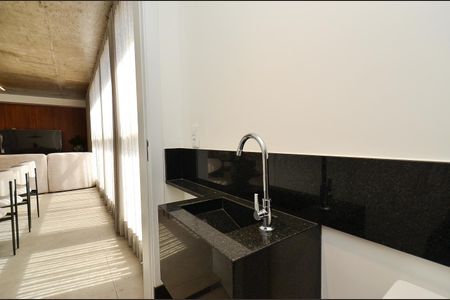 Apartamento para alugar com 143m², 4 quartos e 2 vagasLavabo