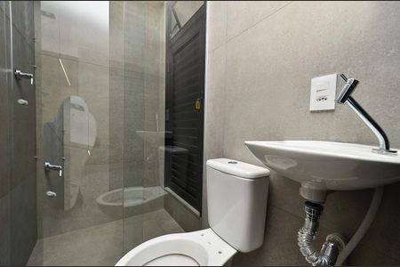 Apartamento para alugar com 143m², 4 quartos e 2 vagasBanheiro de Serviço