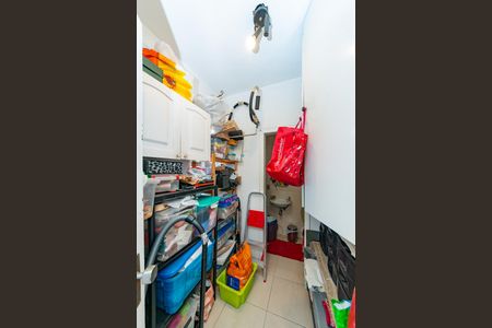 Apartamento à venda com 176m², 3 quartos e 2 vagasQuarto de Serviço