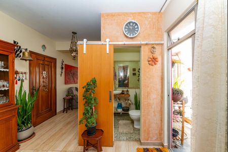 Apartamento à venda com 176m², 3 quartos e 2 vagasLavabo