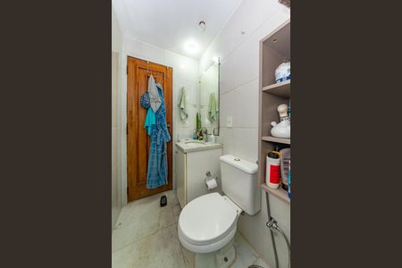 Apartamento à venda com 176m², 3 quartos e 2 vagasBanheiro Social
