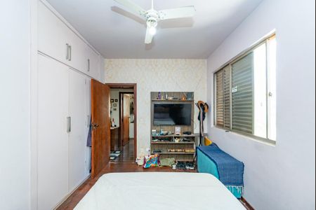 Apartamento à venda com 176m², 3 quartos e 2 vagasQuarto 3