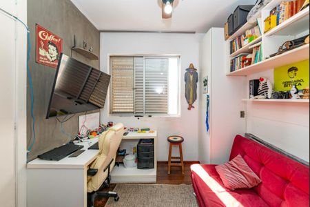 Apartamento à venda com 176m², 3 quartos e 2 vagasQuarto 2