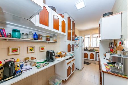 Apartamento à venda com 176m², 3 quartos e 2 vagasCozinha